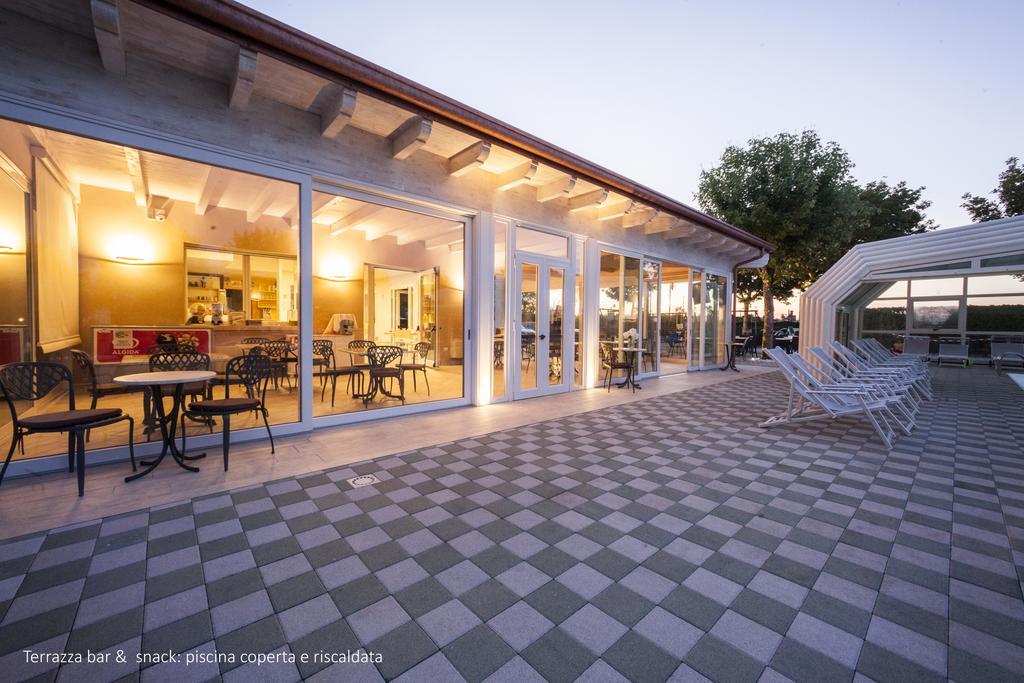 Camping Da Giovanni Peschiera del Garda Bagian luar foto
